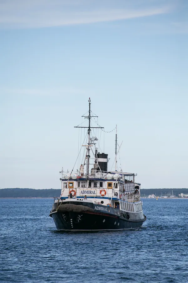 Пароход «Адмирал»