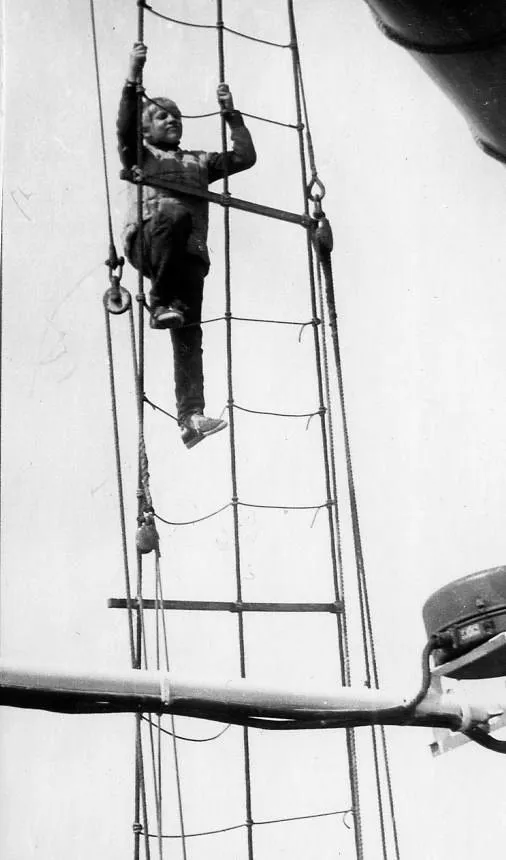 Центральный яхт-клуб, дети (шхуна "Надежда" с 1955)