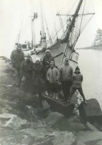 Центральный яхт-клуб, дети (шхуна "Надежда" с 1955)