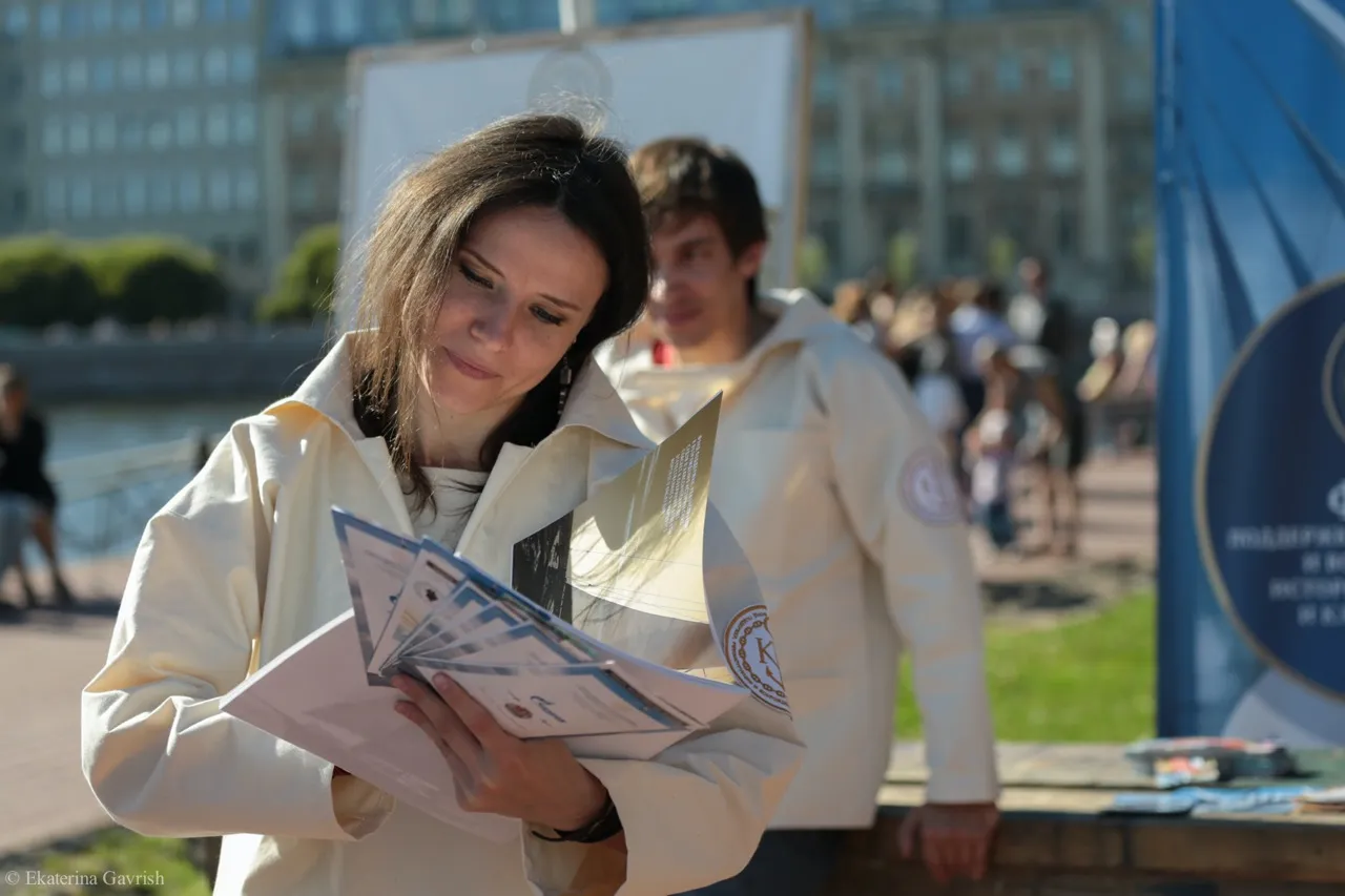 Волонтеры на Морском Фестивале 14-15 августа 2015 г.